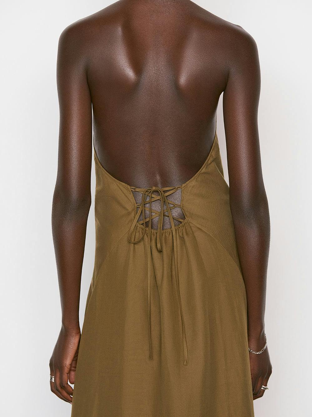 back detail view alt:fit2